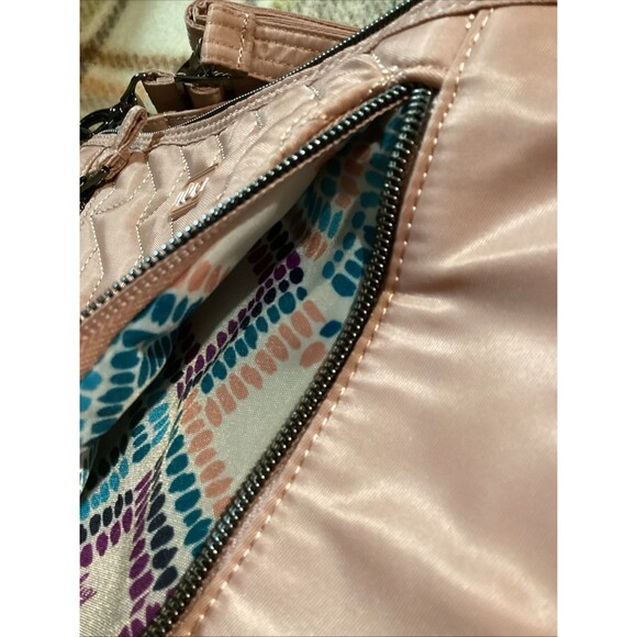 Lug Convertible Crossbody Shoulder Bag RFID Protection - Swivel - Expandable - Picture 16 of 16